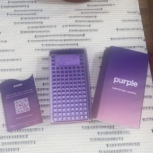 Purple Mattress satisfying squishy (BNIB)